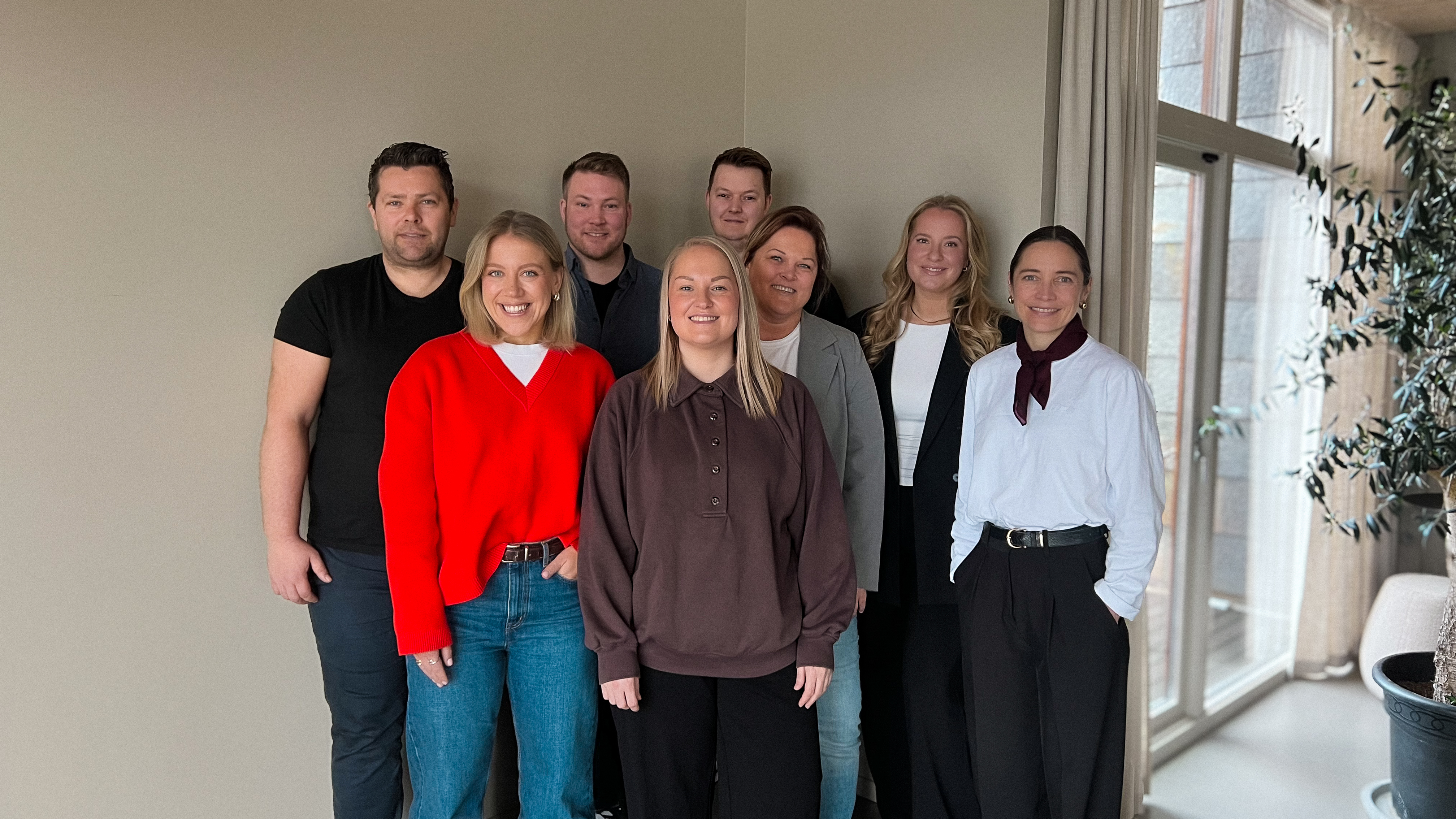 Nyansatte i salg- og markedsavdelingen til Aalesund Protective Wear