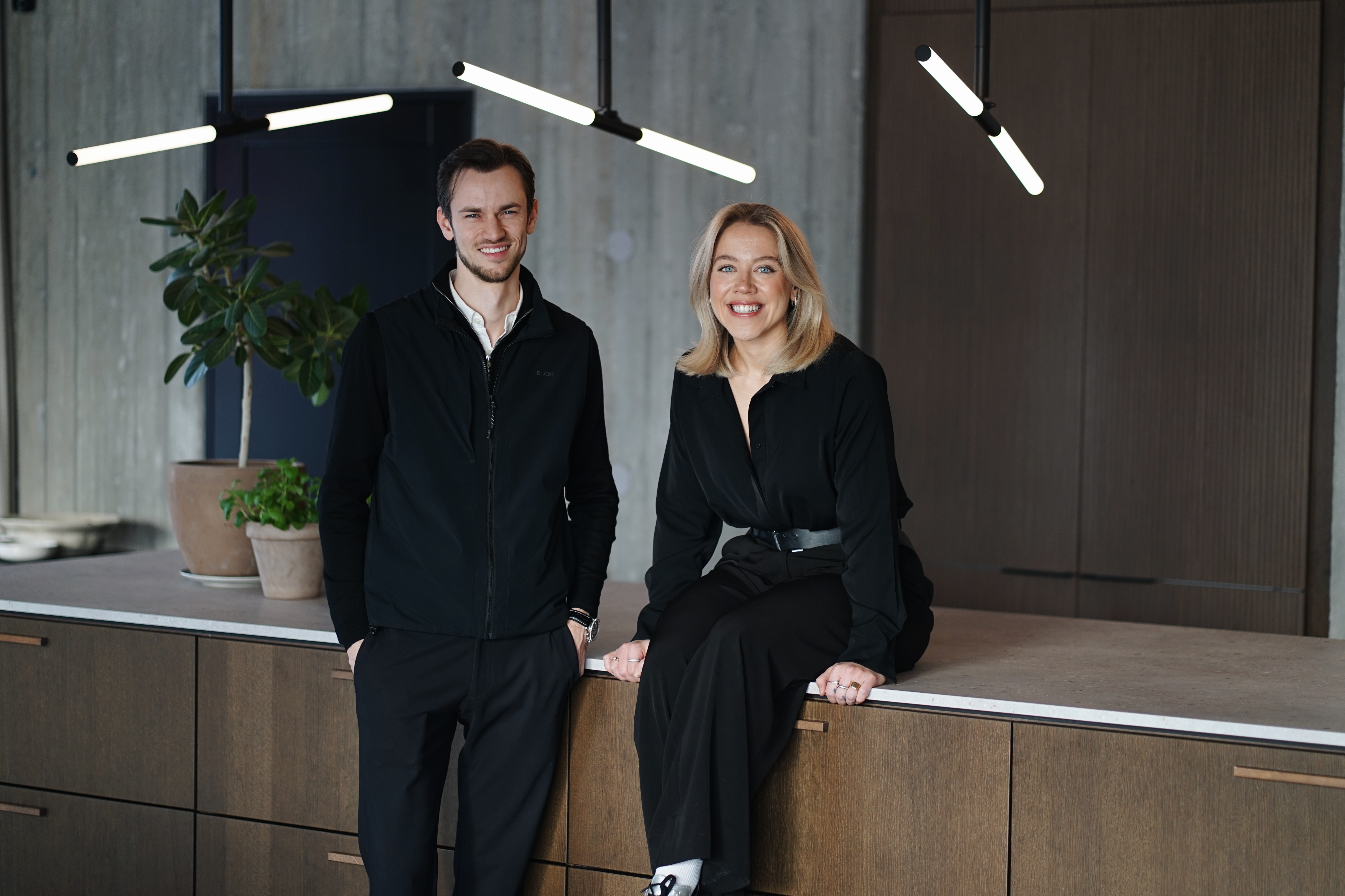 Sondre Aakre og Sandra Nordheim Eikenes i Aalesund Protective Wear